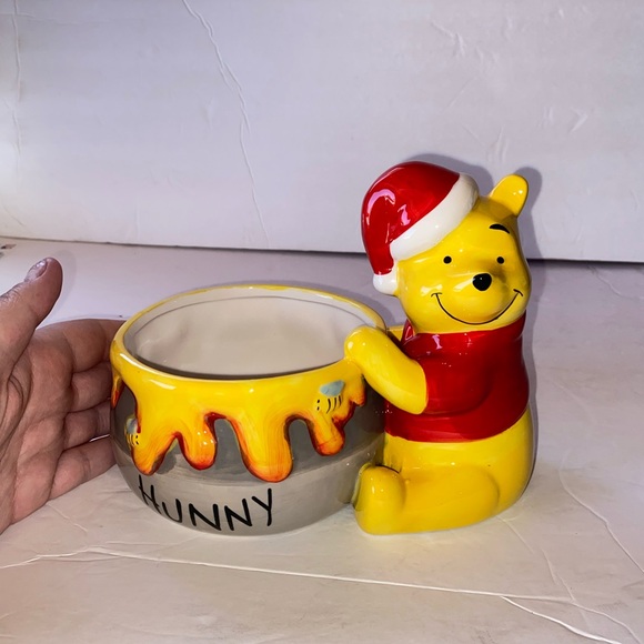 NEW - Disney Winnie the Pooh Christmas Serving Bowl - Picture 9 of 11